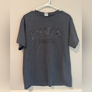 Gray Iowa Hawkeyes T-Shirt Unisex